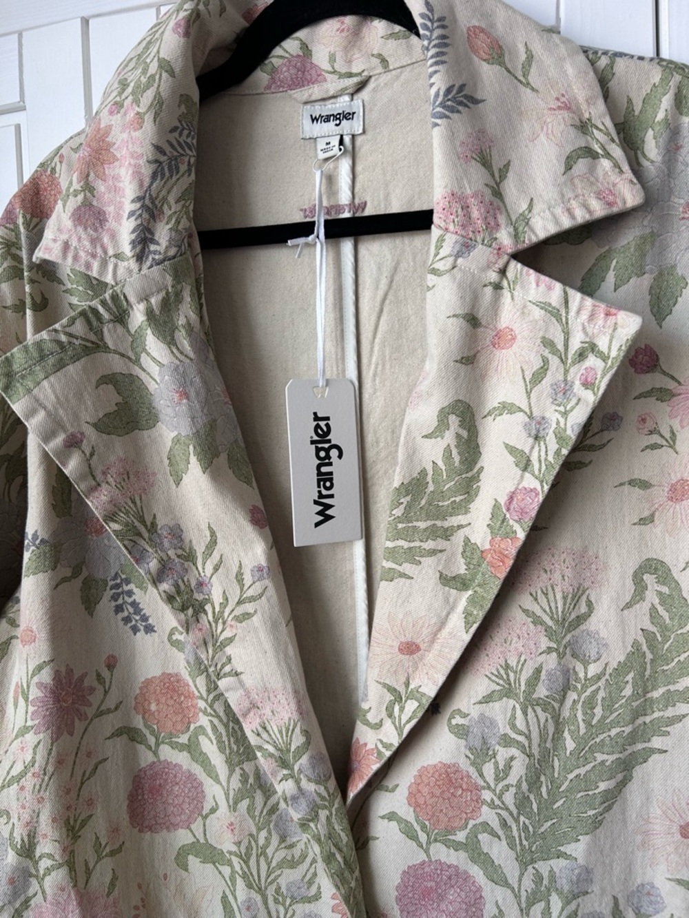 Wrangler X Free People Cream Floral Button-Up Jacket with Pink and Green Print - Picture 7 of 14